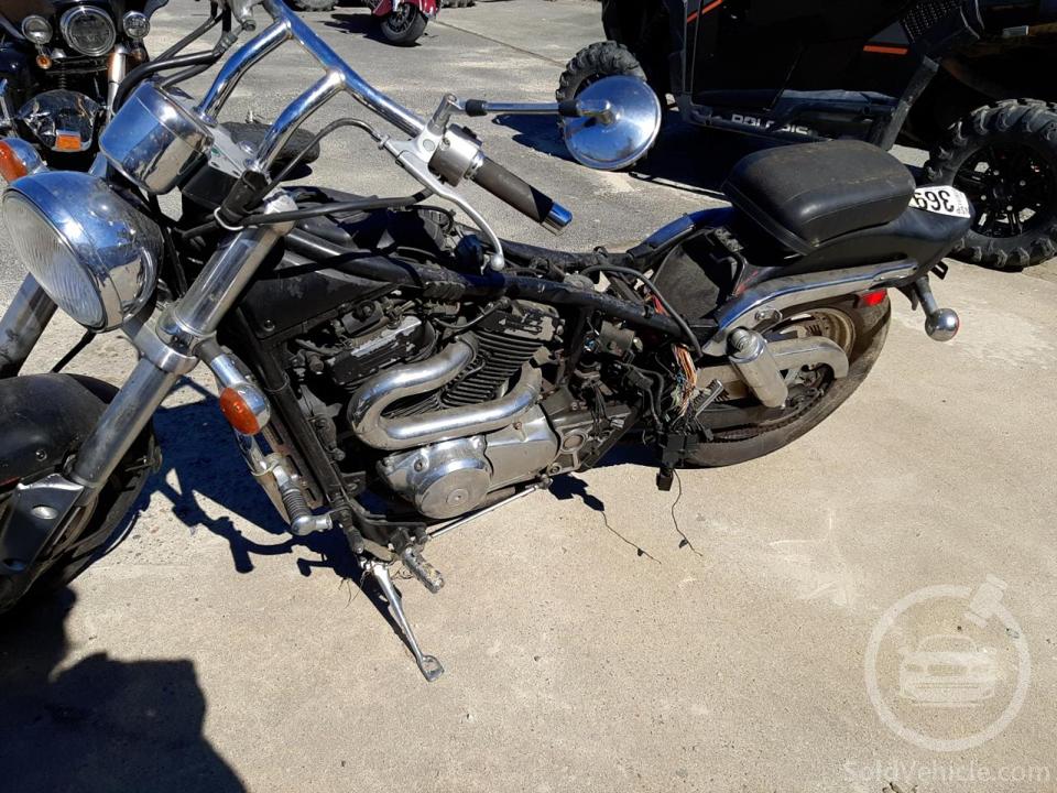 JS1VS53A5X2102470 Suzuki Cyc Vz/Vzr 1999 Black