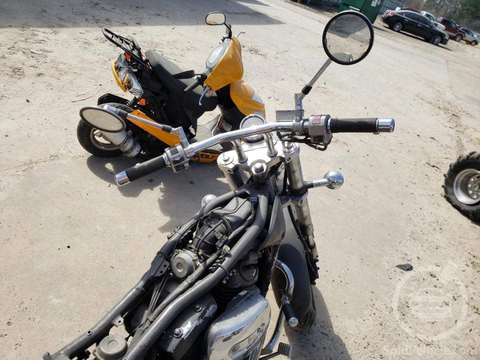 JS1VS53A5X2102470 Suzuki Cyc Vz/Vzr 1999 Black