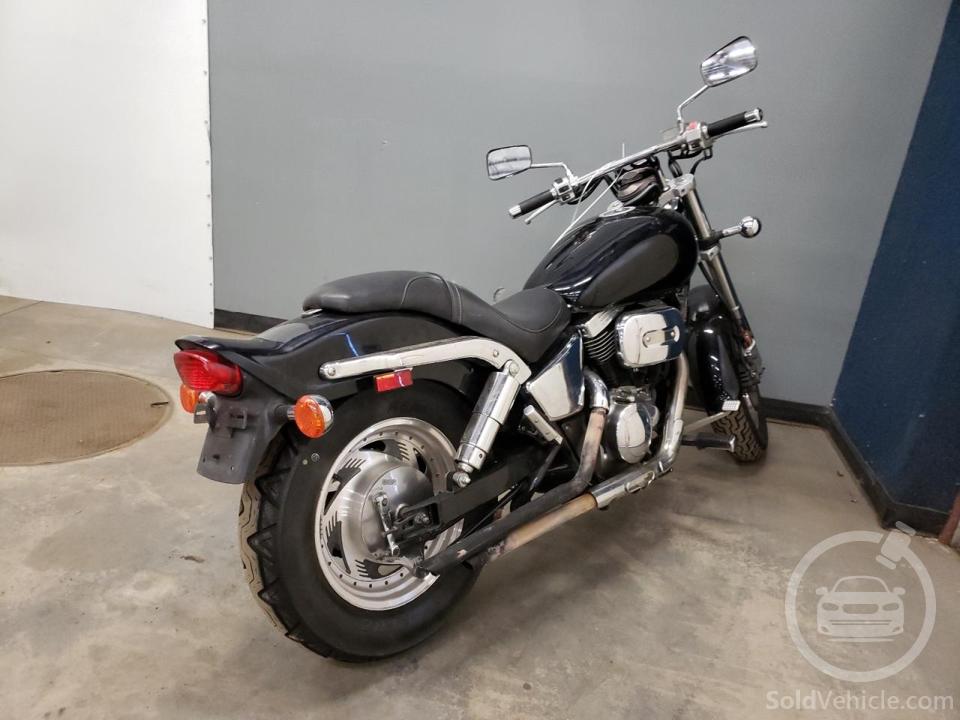 JS1VS53A122100563 Suzuki Cyc Vz/Vzr 2002 Black