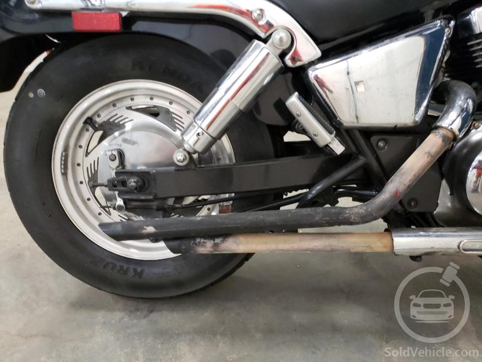 JS1VS53A122100563 Suzuki Cyc Vz/Vzr 2002 Black